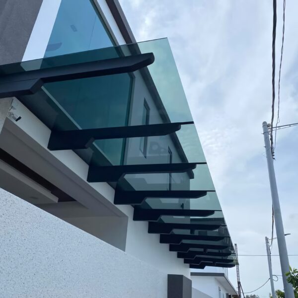 fixed skylight (15)
