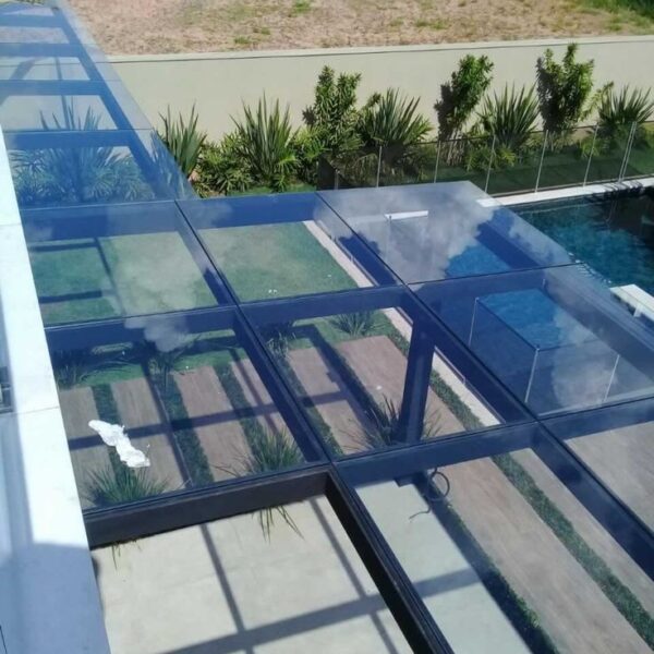 fixed skylight (93)
