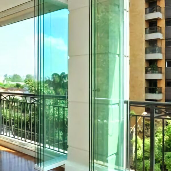 folding glass wall (1)